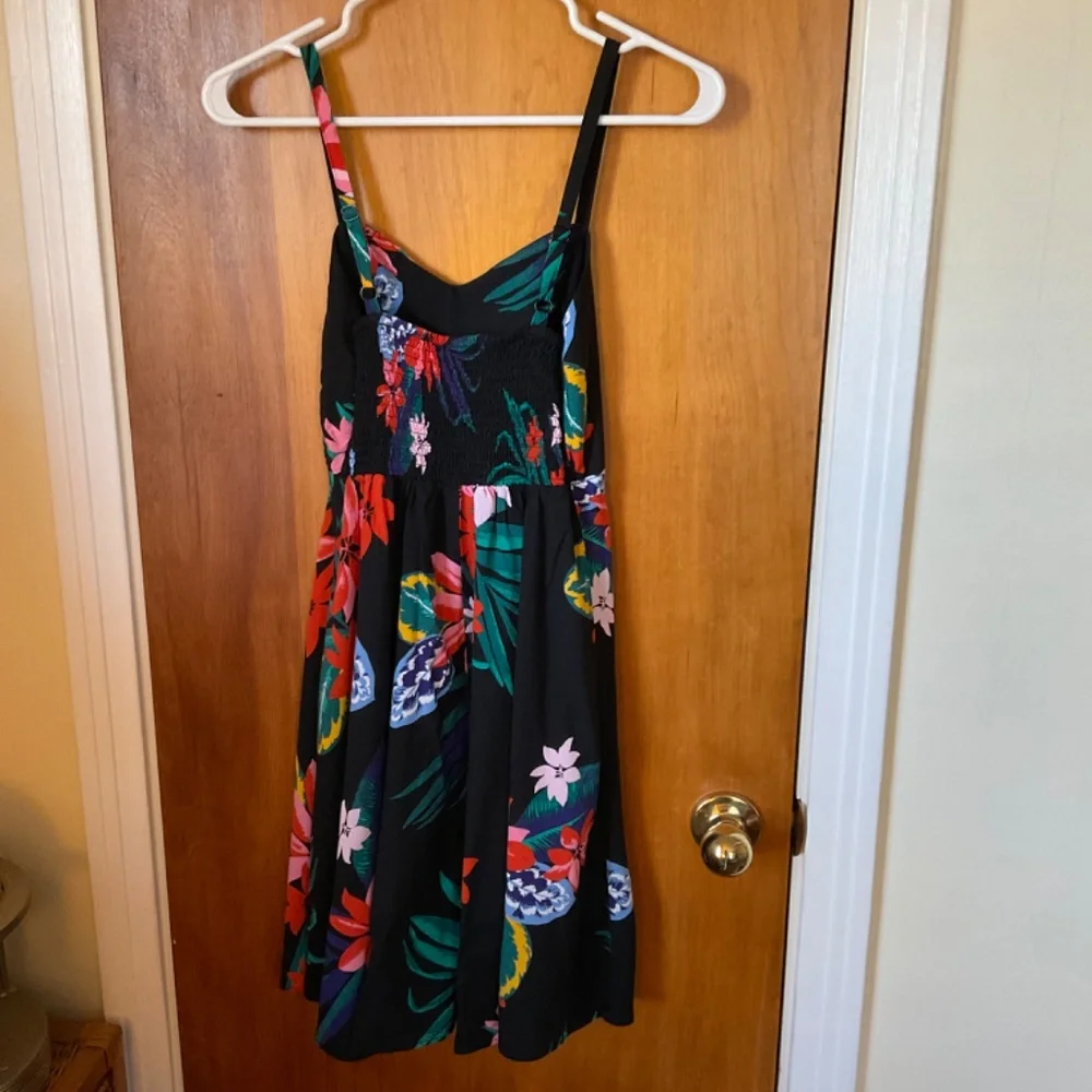 Old Navy Cami Black Floral Dress Sz XS Smocked Back Spaghetti Straps - Picture 4 of 13